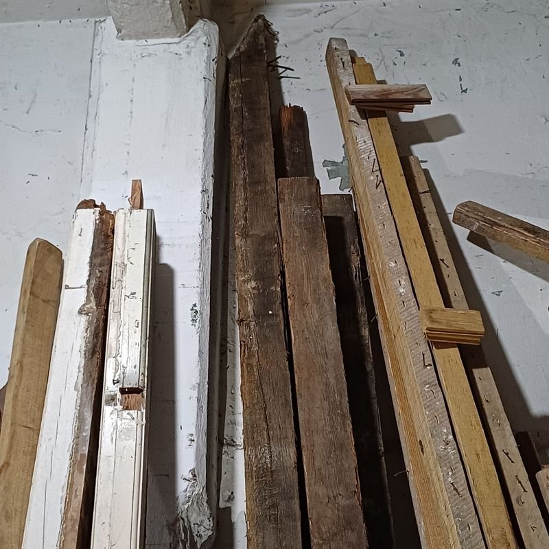 Cuatro pinoteas de madera para venta - imagen 5
