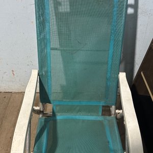 Lote siguiente: Sillón de Playa Plegable Verde y Blanco