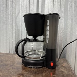 Cafetera Eléctrica Punktal Línea Deco Gris y Negro - imagen 6