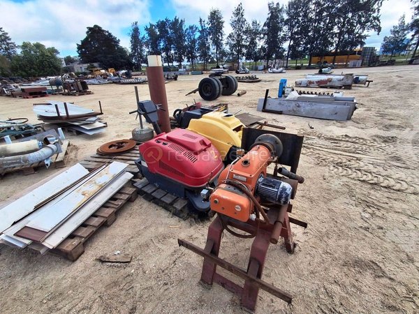Lote de Maquinaria y Equipamiento Industrial