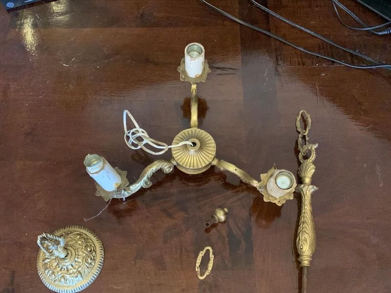 Candelabro de Bronce para Restaurar - imagen 3