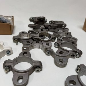 Lote de Uniones IKEA, Pies Regulables y Soportes de Pared - imagen 2