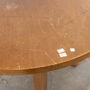 Mesa de Comedor Circular de Madera - Detalles de Uso - imagen 2