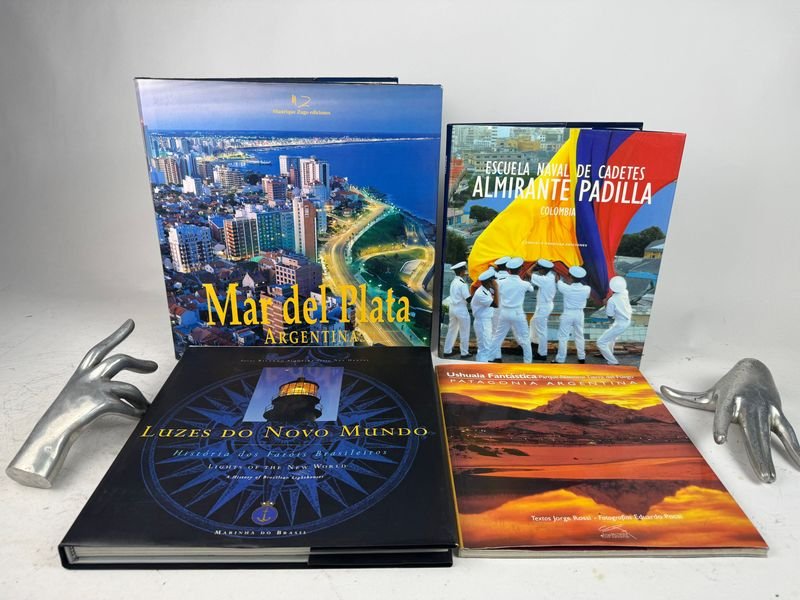 Cuatro libros sobre viajes y patrimonio
