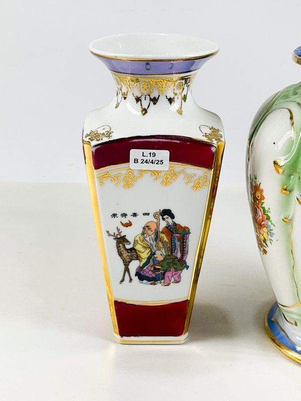 Dos piezas de porcelana, potiche floral y florero oriental - imagen 3