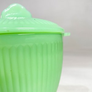 Azucarero de Vidrio Verde Opalino Fire King - imagen 4