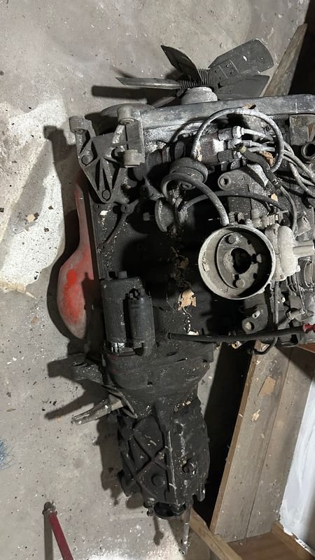 Motor VOLVO 244 con caja de cambio en venta - imagen 4