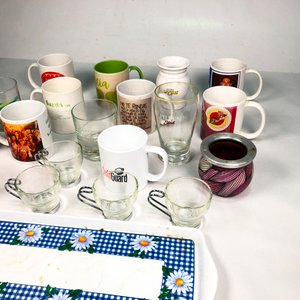 Lote de Tazas de Porcelana y Vidrio Variadas - imagen 4