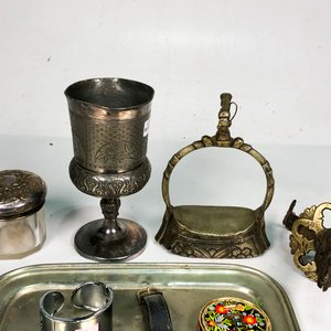 Lote de 10 piezas: Reloj, florero, herraduras, espuelas y más - imagen 4
