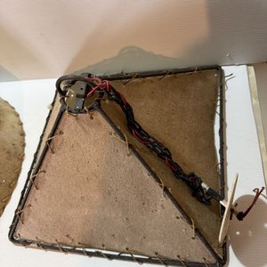 3 Pantallas de Lámpara y 1 Artefacto con Estructura de Hierro - imagen 4