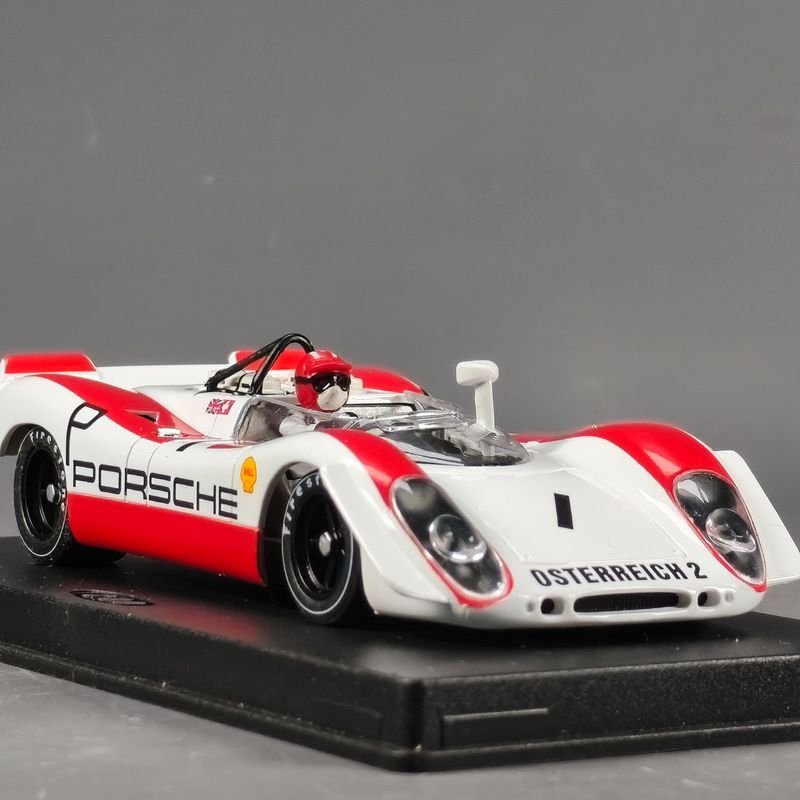 Modelo a escala de coche de carreras Porsche 908 - imagen 7