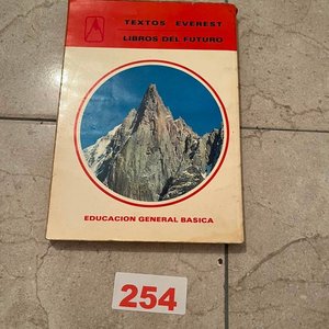 Libro de Lectura "Recreo 6" por Efrén Quintanilla Sainz, Editorial Everest - imagen 3