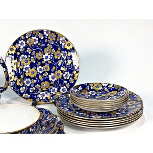 Juego de Té y Lunch de Loza Inglesa Azul con Flores Doradas - imagen 3