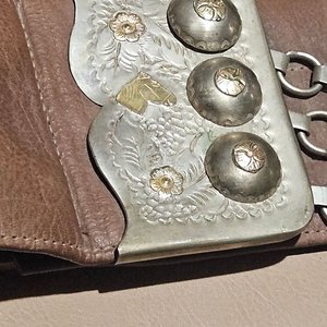 Rastra de Cuero con Apliques de Plata y Oro Estilo Gaucho - imagen 4