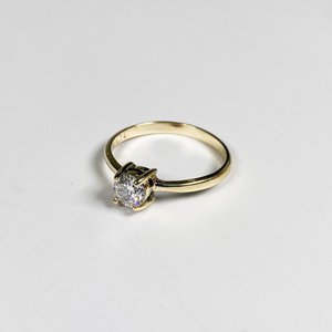 Lote anterior: Anillo de Oro 10K con Brillante Solitario