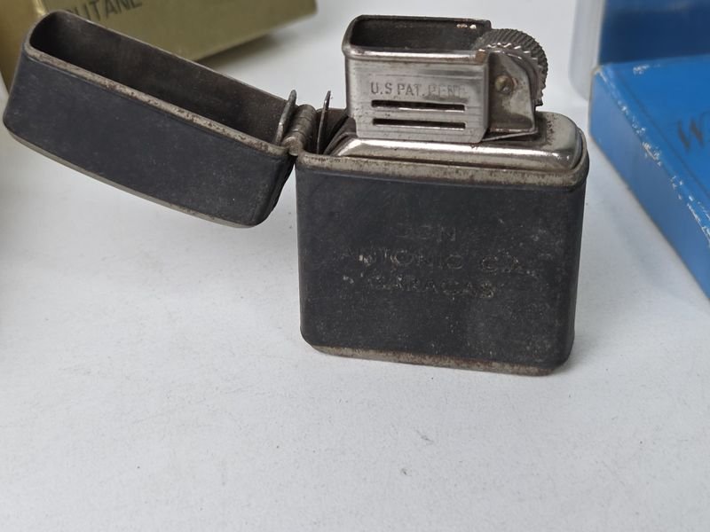 Lotes de encendedores antiguos y accesorios - imagen 3