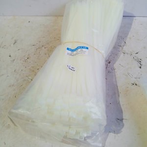 Pack de 500 Precintos Plásticos Nylon 8x400 mm - imagen 1