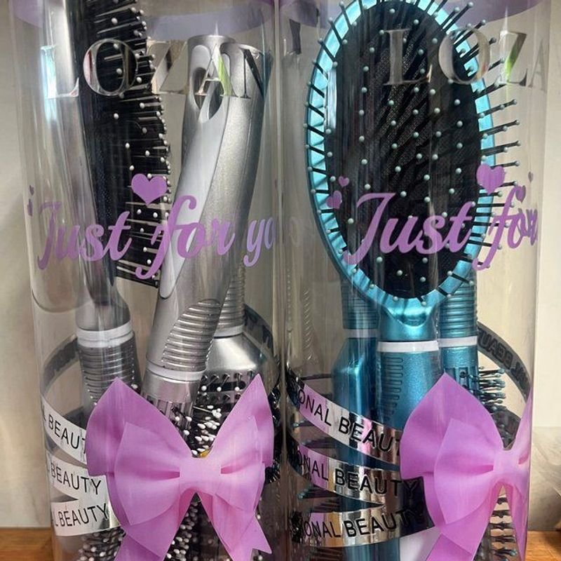 Lote siguiente: Set de cepillos para el cabello x 3