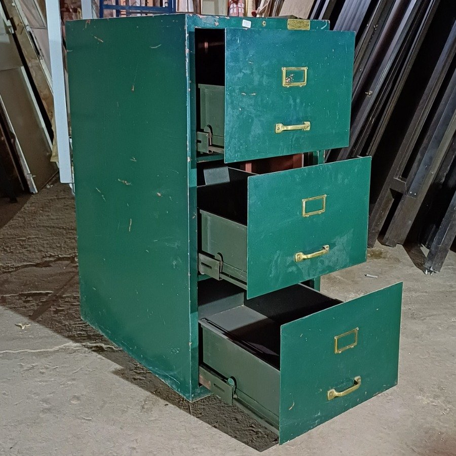 Item 16715 - Image 2