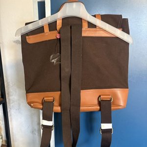 Mochila Marrón de Lona y Cuero - imagen 3