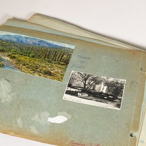Álbum de Fotos Antiguas y Tres Libros de Arte y Literatura - imagen 6