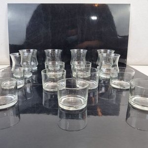 Set de 15 Vasos de Vidrio con Diseño Ondulado - imagen 4