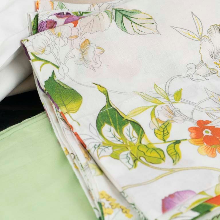 Sábanas y fundas de cama con patrones florales - imagen 2