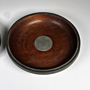 Dos Centros de Mesa en Madera y Peltre - imagen 1