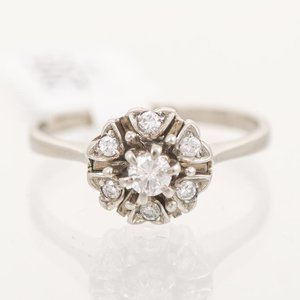 Lote anterior: Anillo Roseta Oro 18k con Brillantes