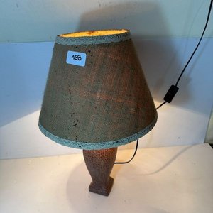 Lámpara de Mesa con Base de Cerámica y Pantalla de Arpillera - imagen 1