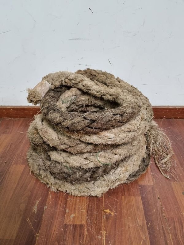 Tramo de Cuerda de Manila Gruesa para Decoración Náutica o Trabajo de Campo (9 m)