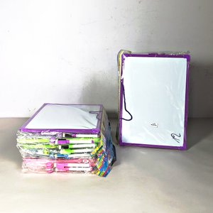 Lote anterior: Doce Pizarras Blancas con Marcadores de Colores