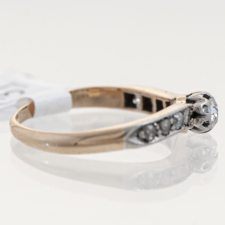Anillo de Oro con Brillante y Diamantes - imagen 2