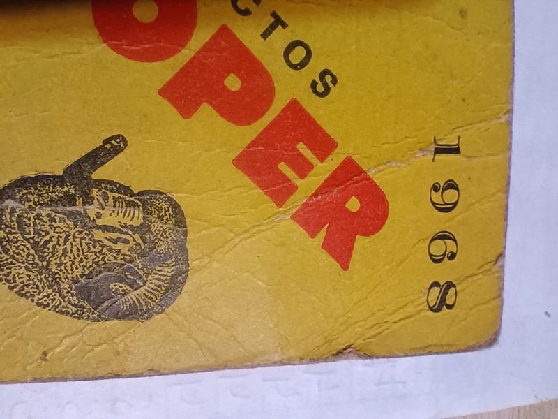 Libreta de apuntes Cooper 1968 con calendario y detalles de escritura - imagen 2
