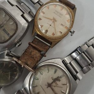 Lote de 4 Relojes Mecánicos Vintage para Reparar o Coleccionar - imagen 2