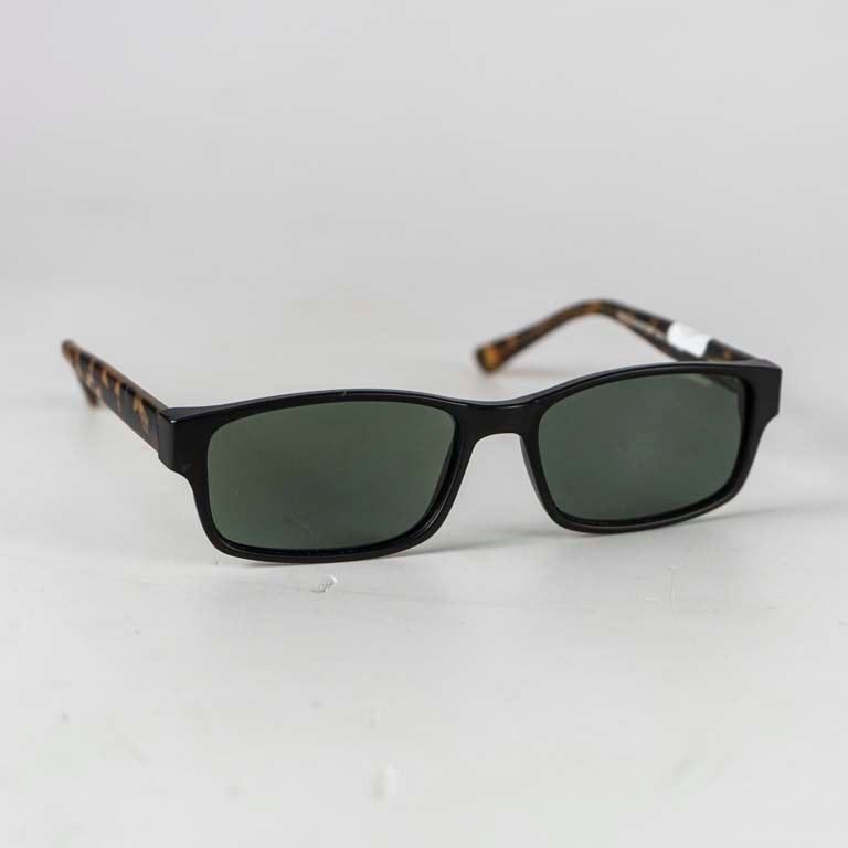 Lote anterior: Par de lentes de sol Gotham Style