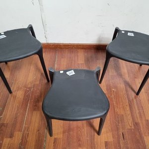 Juego de 3 Banquetas Negras Modernas (40x39x45 cm) - imagen 2