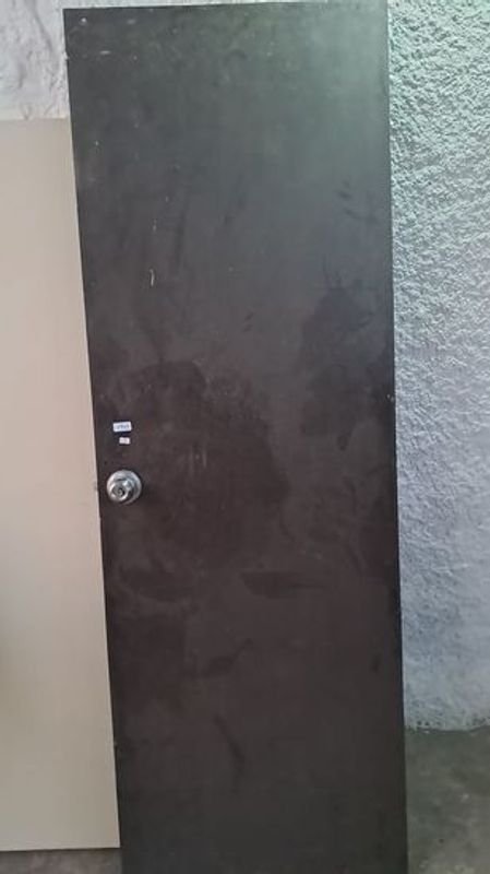 Hoja de Puerta Enchapada con Pomela - 76 x 1.97 m - imagen 1