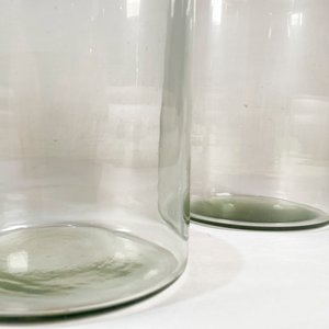 Dos Botellones de Vidrio Hialino con Pico de Madera - imagen 3