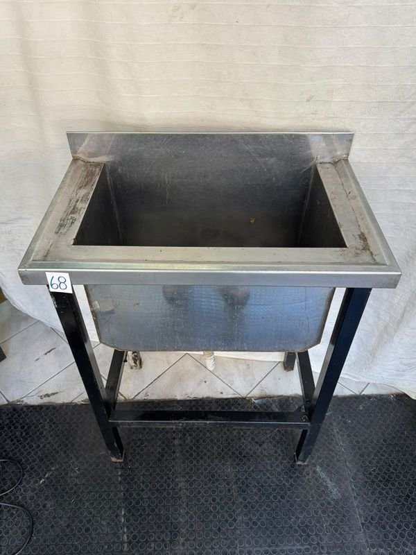 Bacha Industrial Acero Inoxidable con Base de Hierro