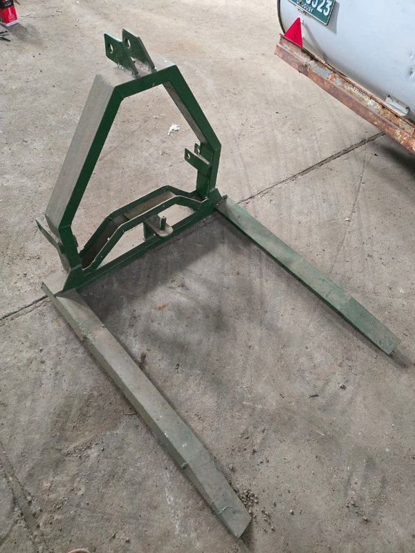 Carro para fardos y pincho de 3 puntos en venta - imagen 6