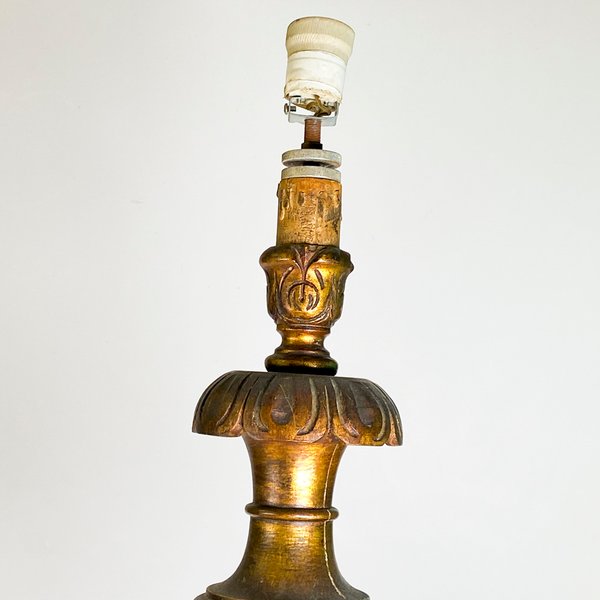 Lámparas de madera con diseños ornamentales - imagen 4