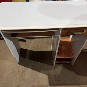 Escritorio Blanco con Bandeja Rebatible y Cajón - imagen 2