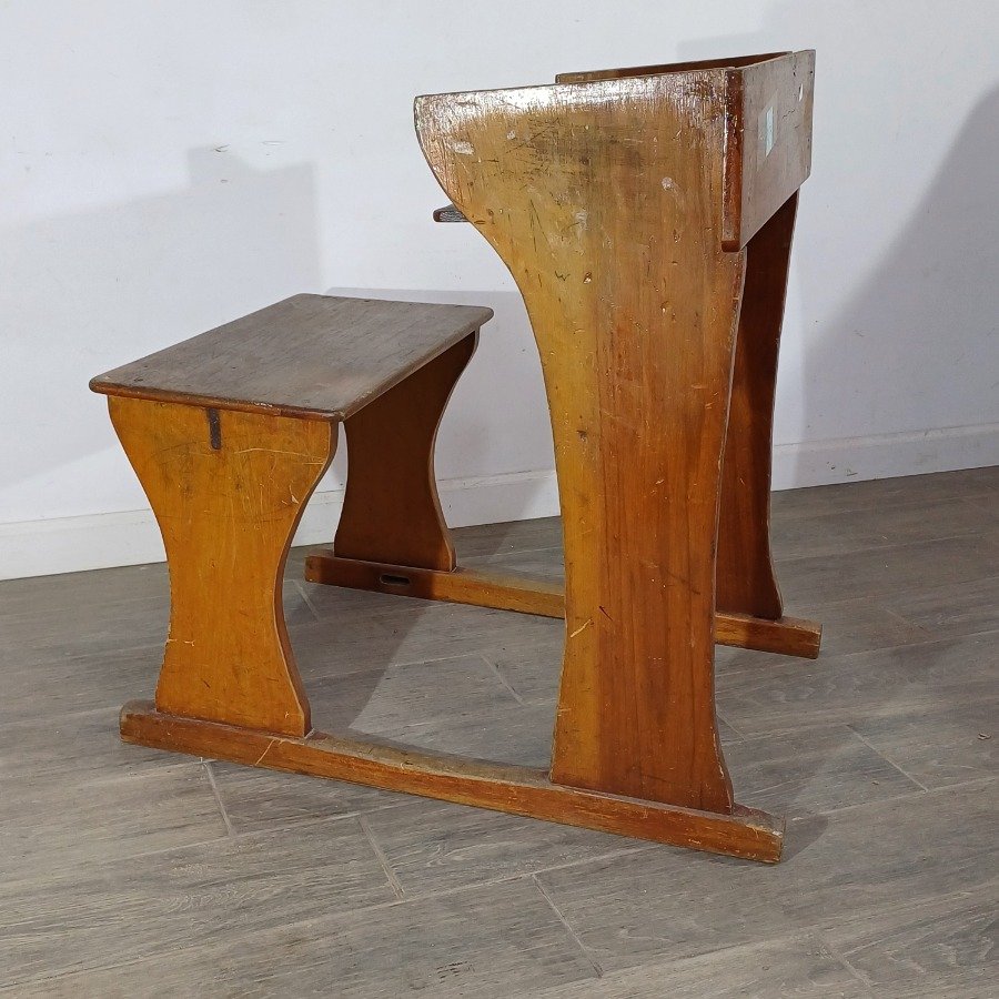 Pupitre para niños en madera, le hace falta la tapa - imagen 4