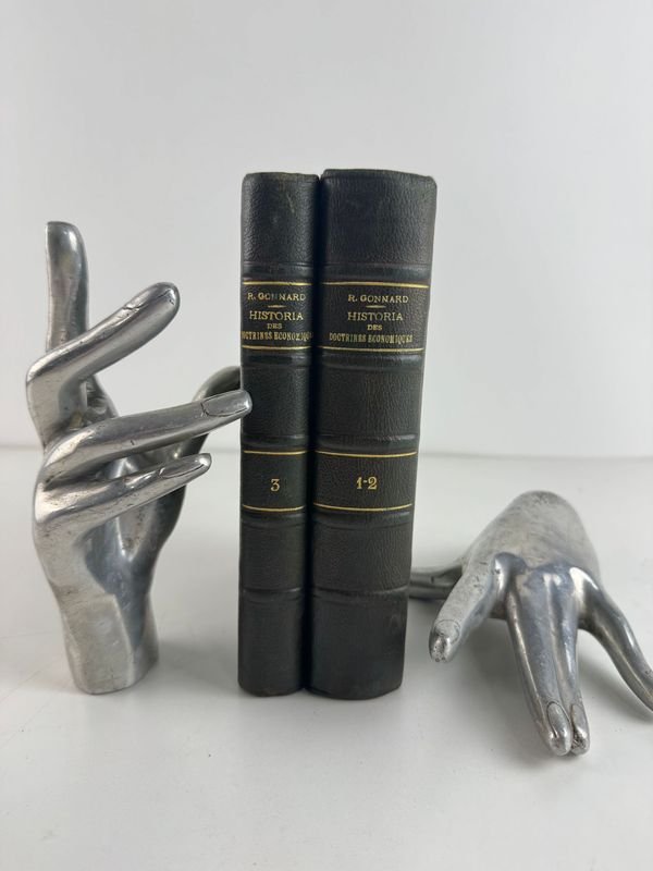 Lote siguiente: Dos Tomos de Historia de las Doctrinas Económicas, Edición de Nouvelle Librairie Nationale, Paris 1921