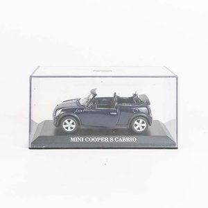 Auto Mini Cooper S Cabrio escala 1/24 colecci{on Welly  - imagen 1