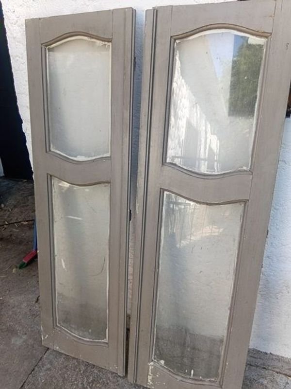 Ventanas antiguas de madera con vidrio - imagen 2