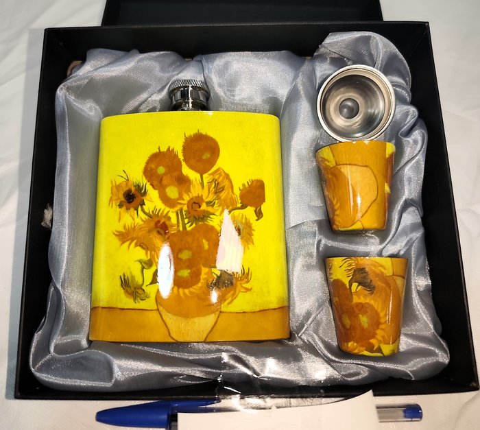 Set de Petaca y Vasos de Acero con Diseño "Los Girasoles" de Van Gogh