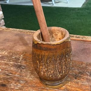 Lote anterior: Mortero de Madera Artesanal con Mazo