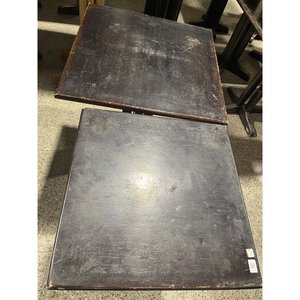 Par de Mesas Bar Cuadradas de Madera Delfino Álvarez - imagen 2